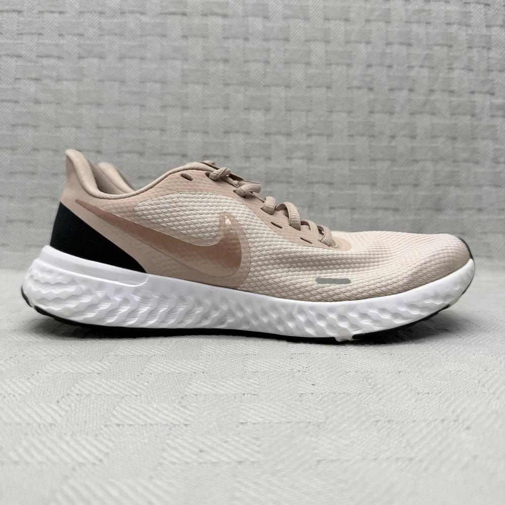 Nike Revolution 5 Barely Rose Women's Size 8.5 BQ3207-600